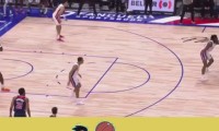三分狂砍记，库兹马为湖人贡献高分的简单介绍