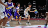 球员们为参加国际篮球赛事做好准备