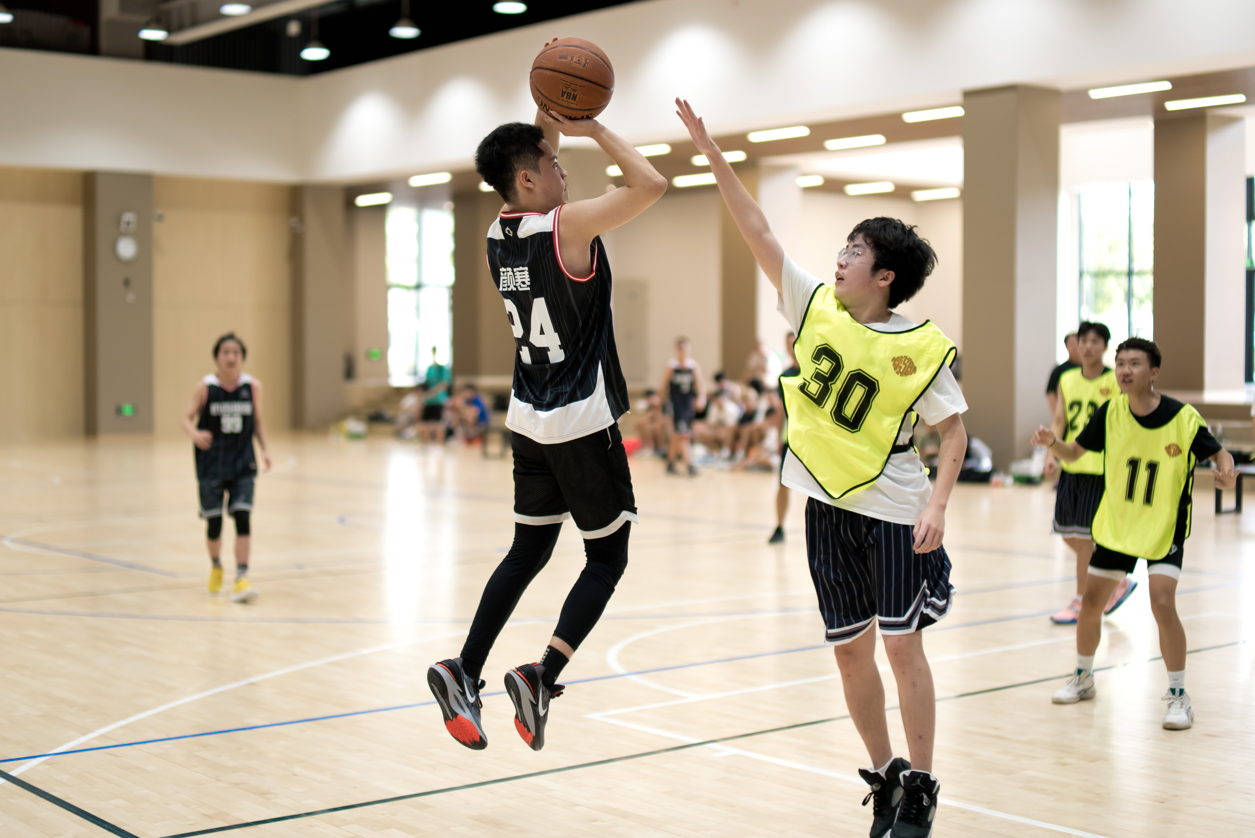 球员们为参加国际篮球赛事做好准备